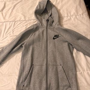 Nike Tech sweatsuit